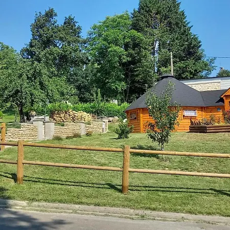 Les Lapinous Tatil Evi